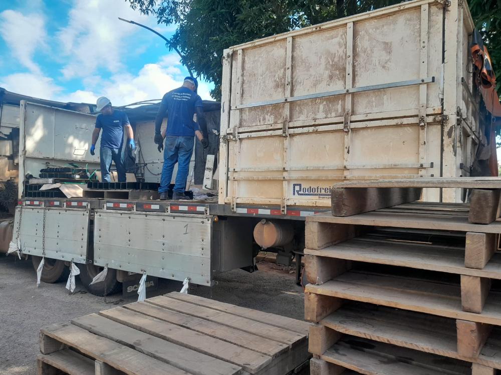 Capa da notícia: GDF recolhe R$ 140 milhões em sucata de cobre